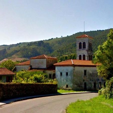 Penzion La Vega De Pendueles Exteriér fotografie